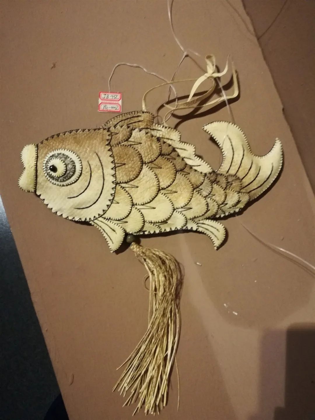 赫哲族鱼皮制品“游”向海外 创新工艺推动民族文化走向世界