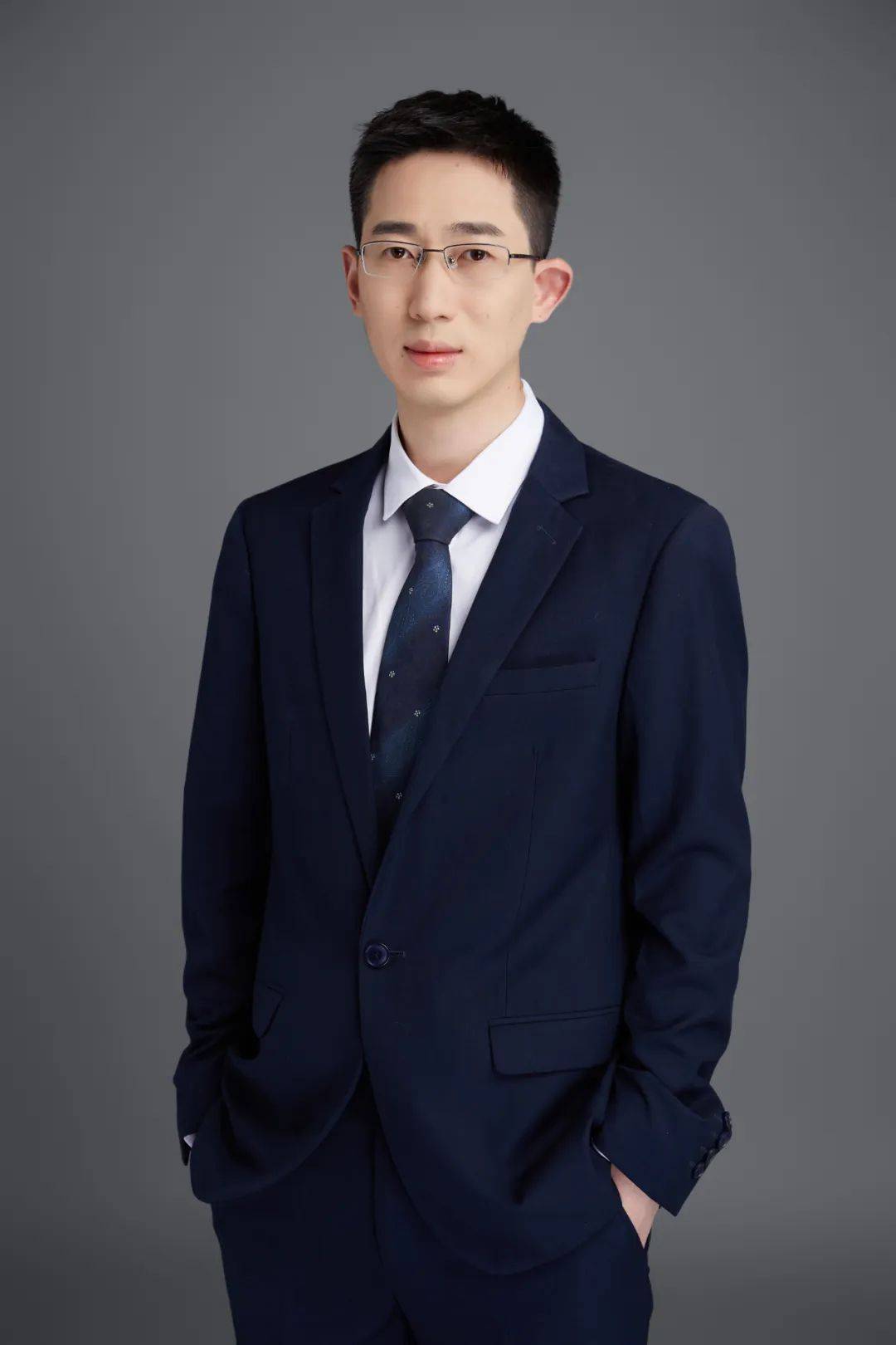 存储概念股迭创新高 基金经理现分歧