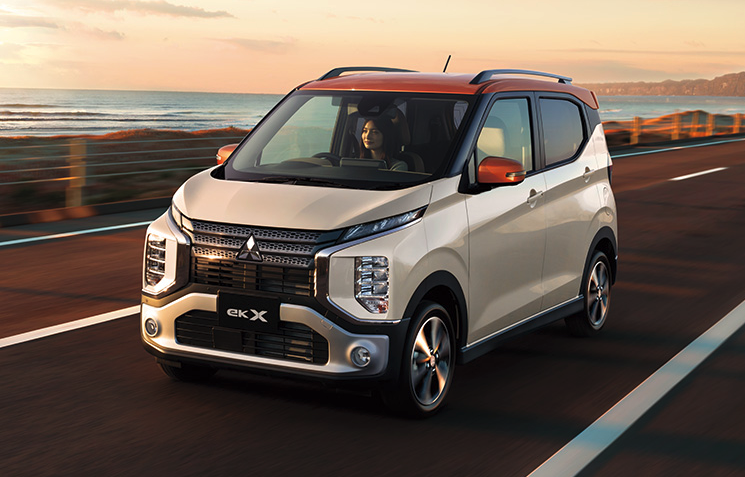 2025电动汽车产业:不再“靠补贴续命”,而是“靠价值赚钱”_人保服务,人保财险