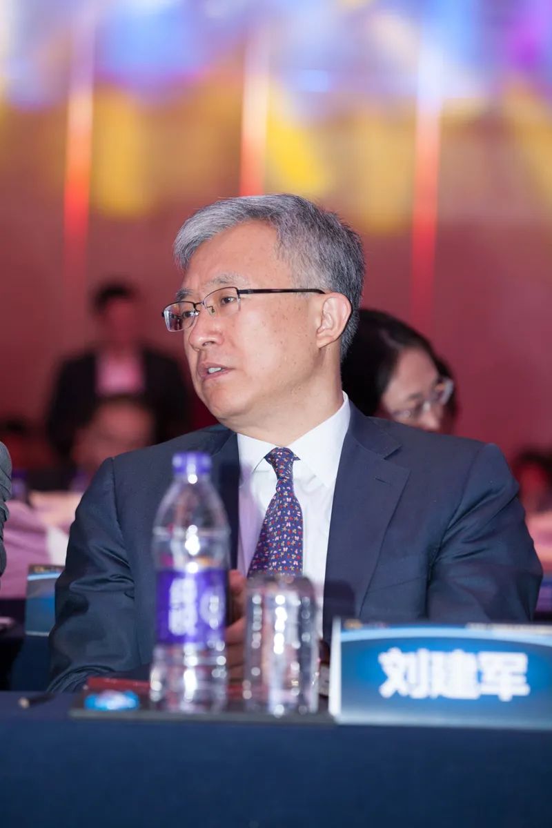 宁波银行：聘任付文生为副行长、王勇杰为首席合规官