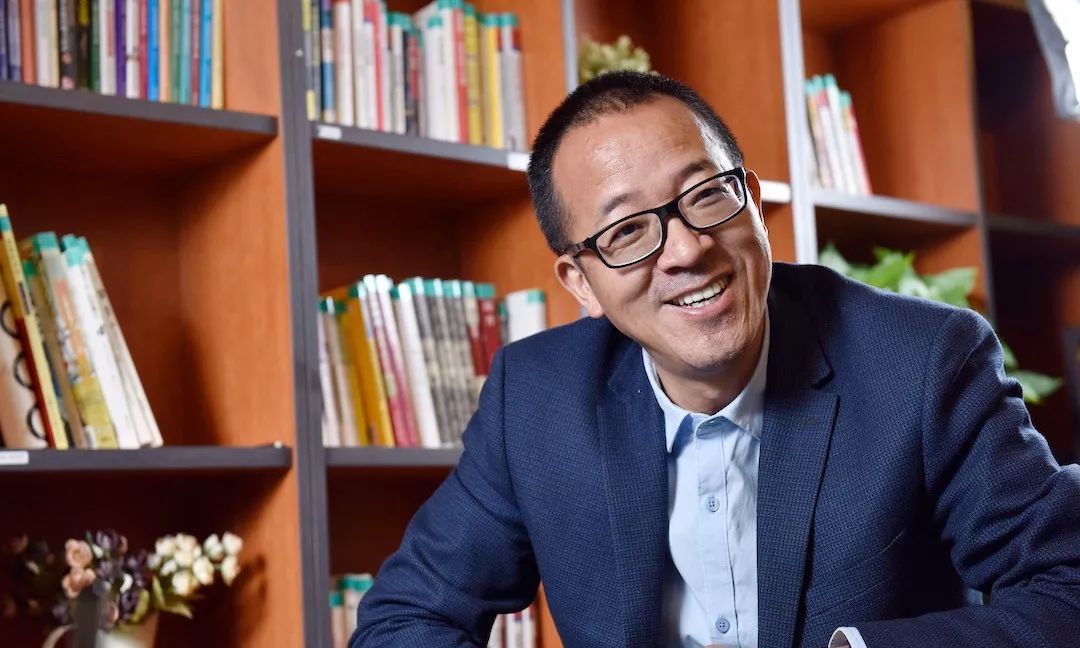 俞敏洪道歉，称没有要炫耀在南极的意思