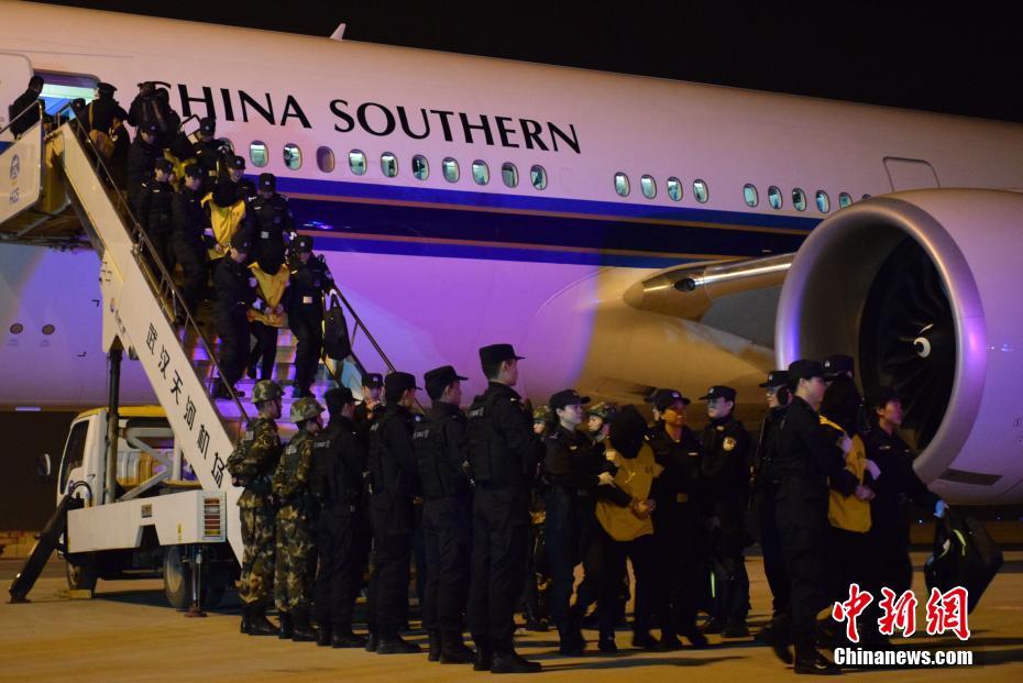 日媒：马来西亚警方拘留14名日本籍诈骗嫌犯