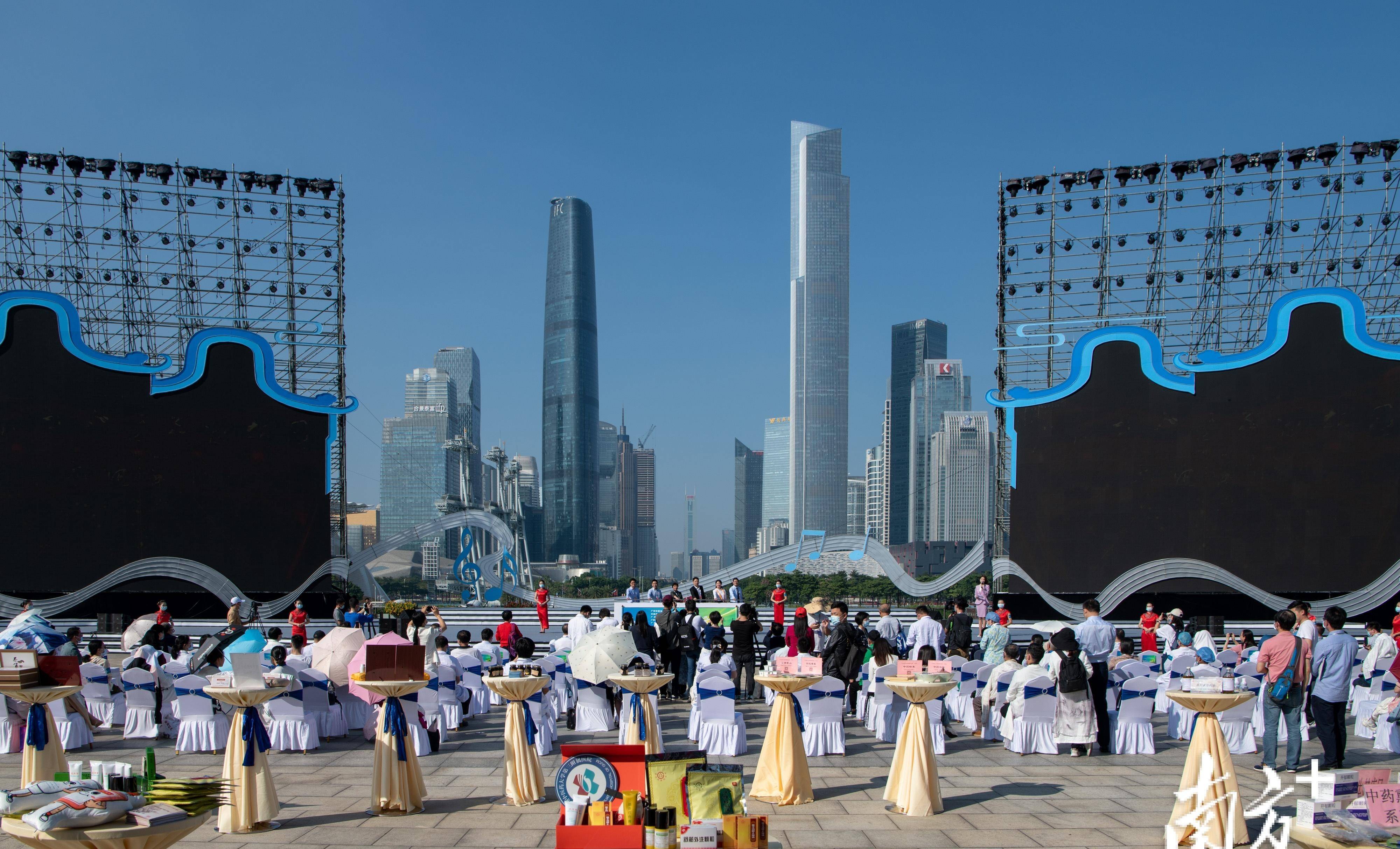 60辆世界经典名车亮相羊城 助力广东文旅发展