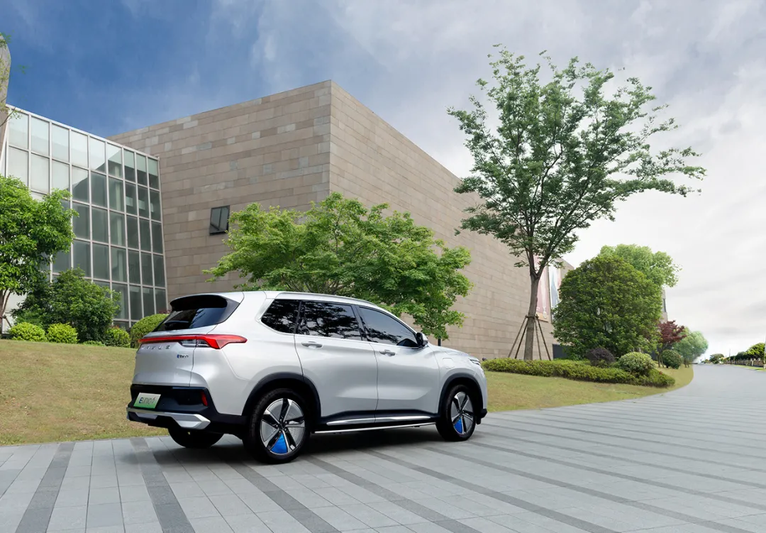 60辆世界经典名车亮相羊城 助力广东文旅发展