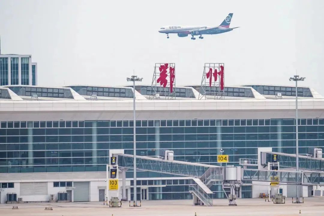 内蒙古首座4F机场试飞成功