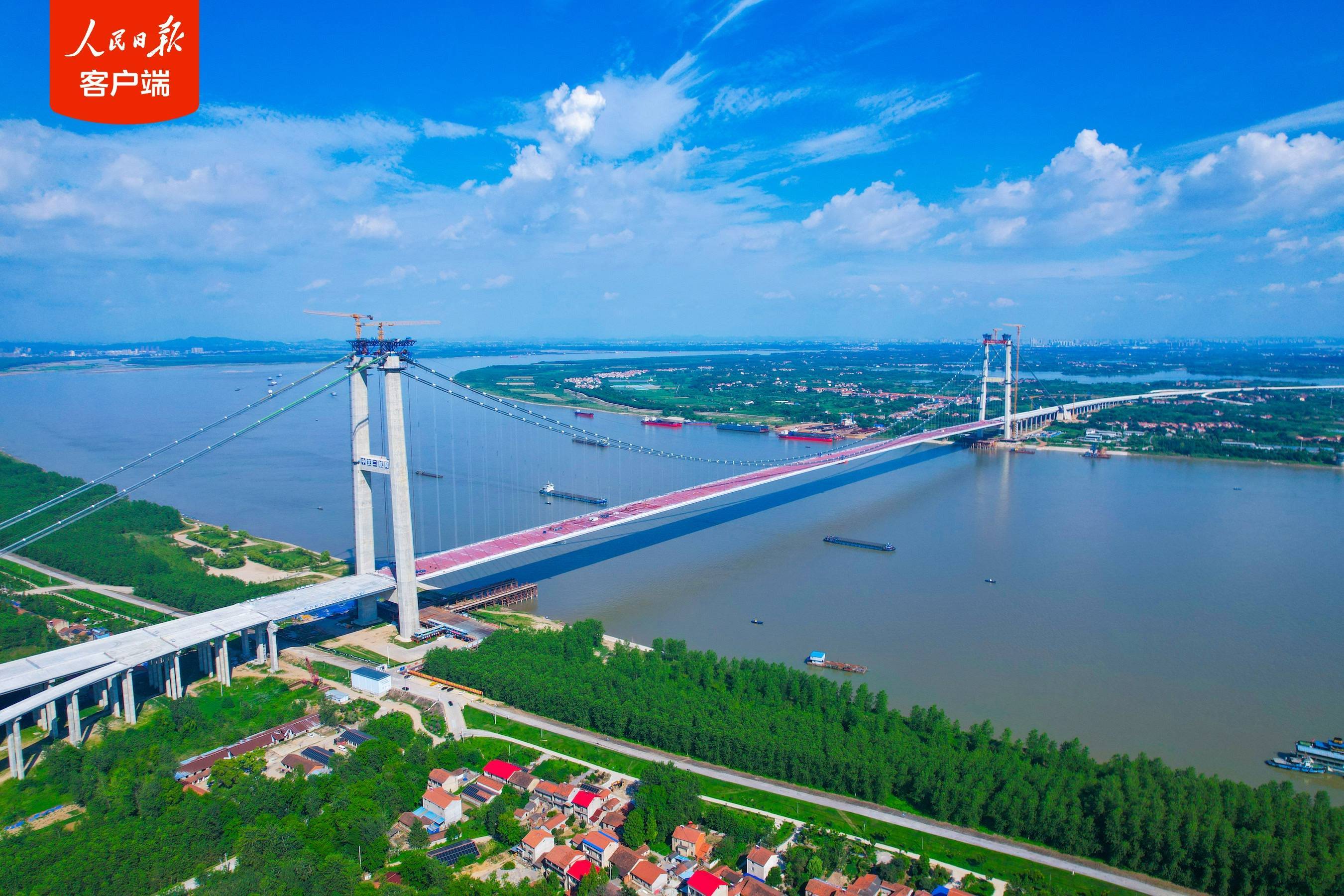 长江下游过江通道再增密 南京新生圩长江大桥通车