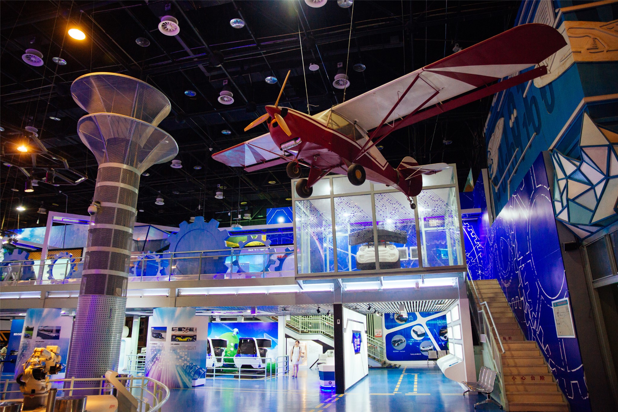 周慎：机器人去景点“上班”，游客的快乐从哪里来？