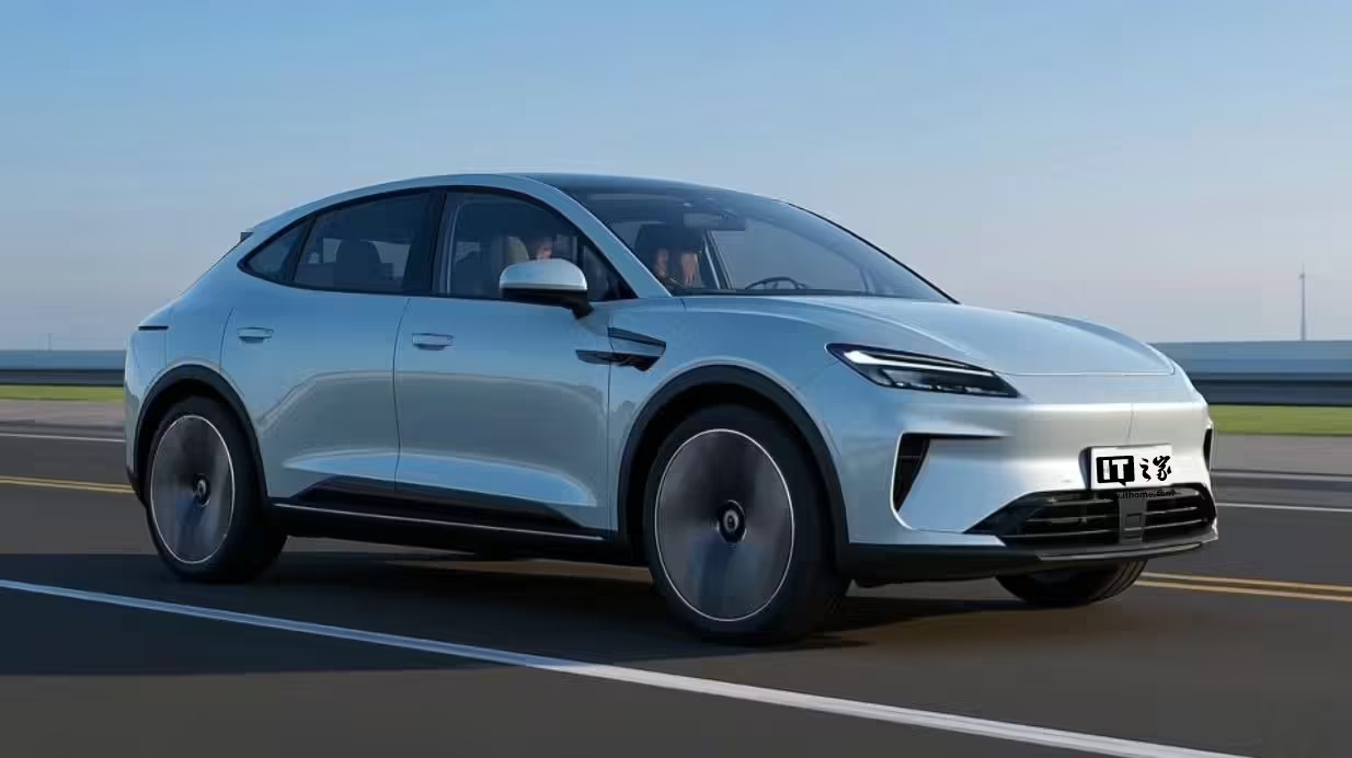 乘联分会：11月新能源乘用车厂商出口同比增243.3%