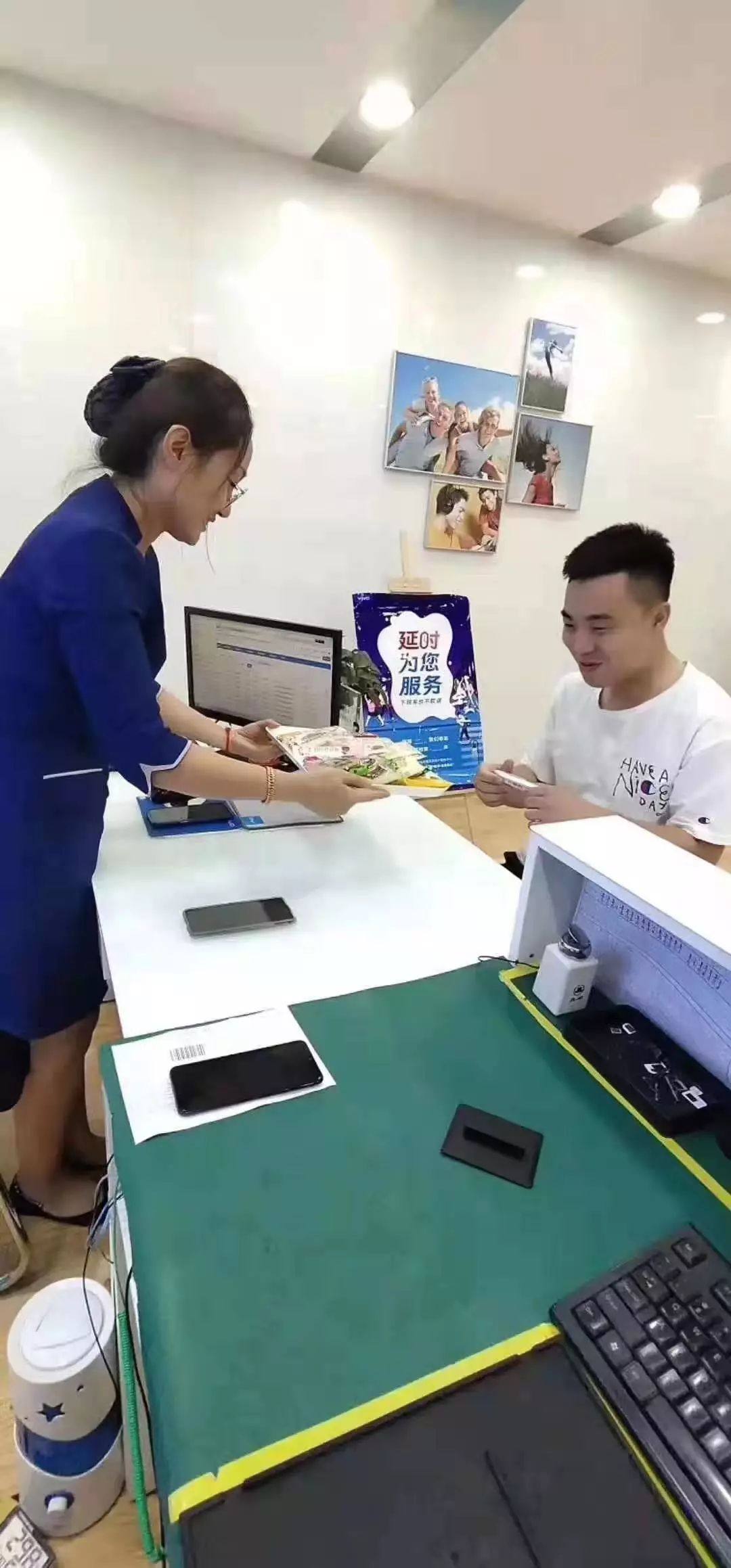 人保服务,人保护你周全_数字藏品赋能传统出版：限量艺术画册NFT化后溢价500%的启示