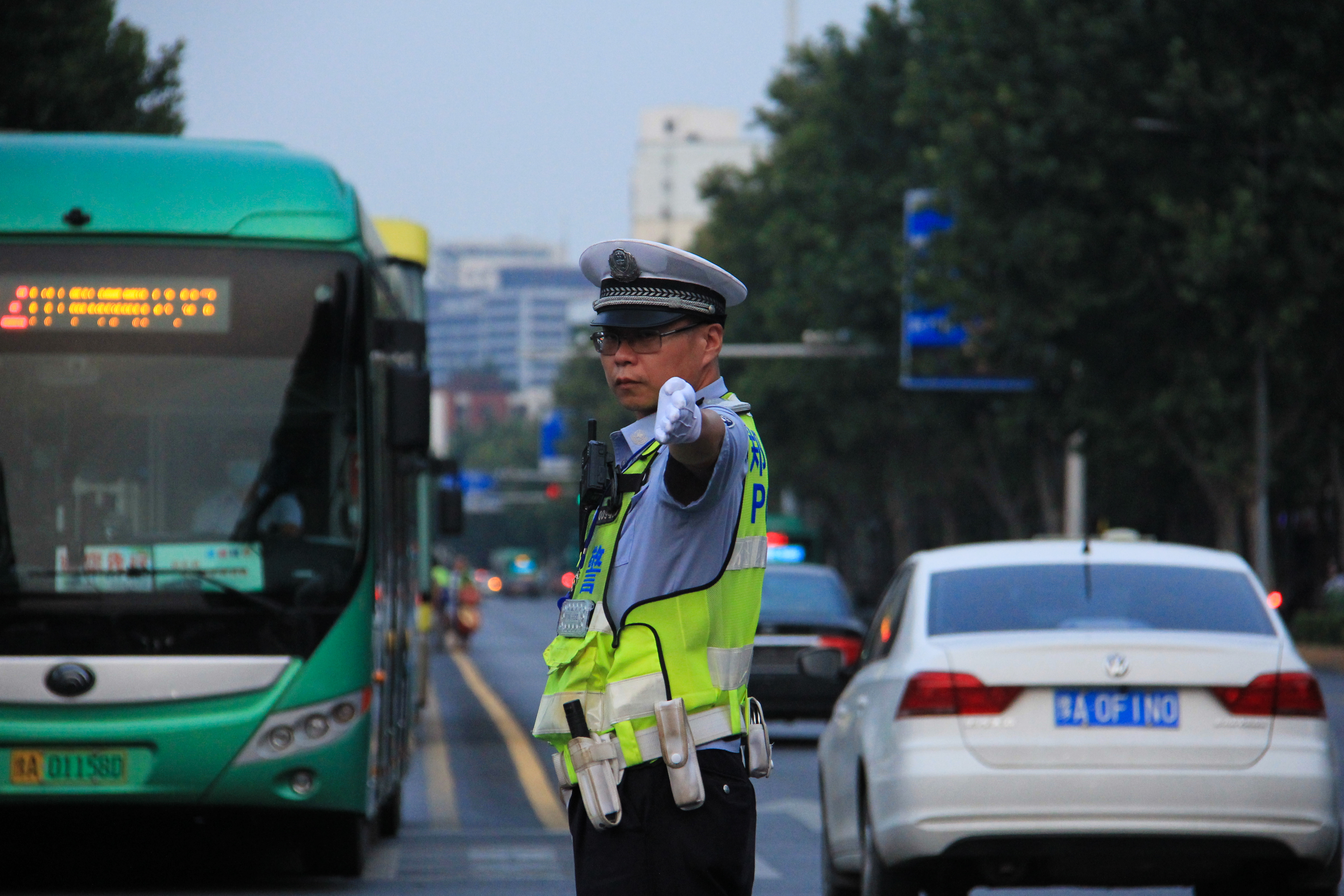 人保伴您前行,拥有“如意行”驾乘险，出行更顺畅！_2026年车用EVA行业市场深度调研及未来发展趋势