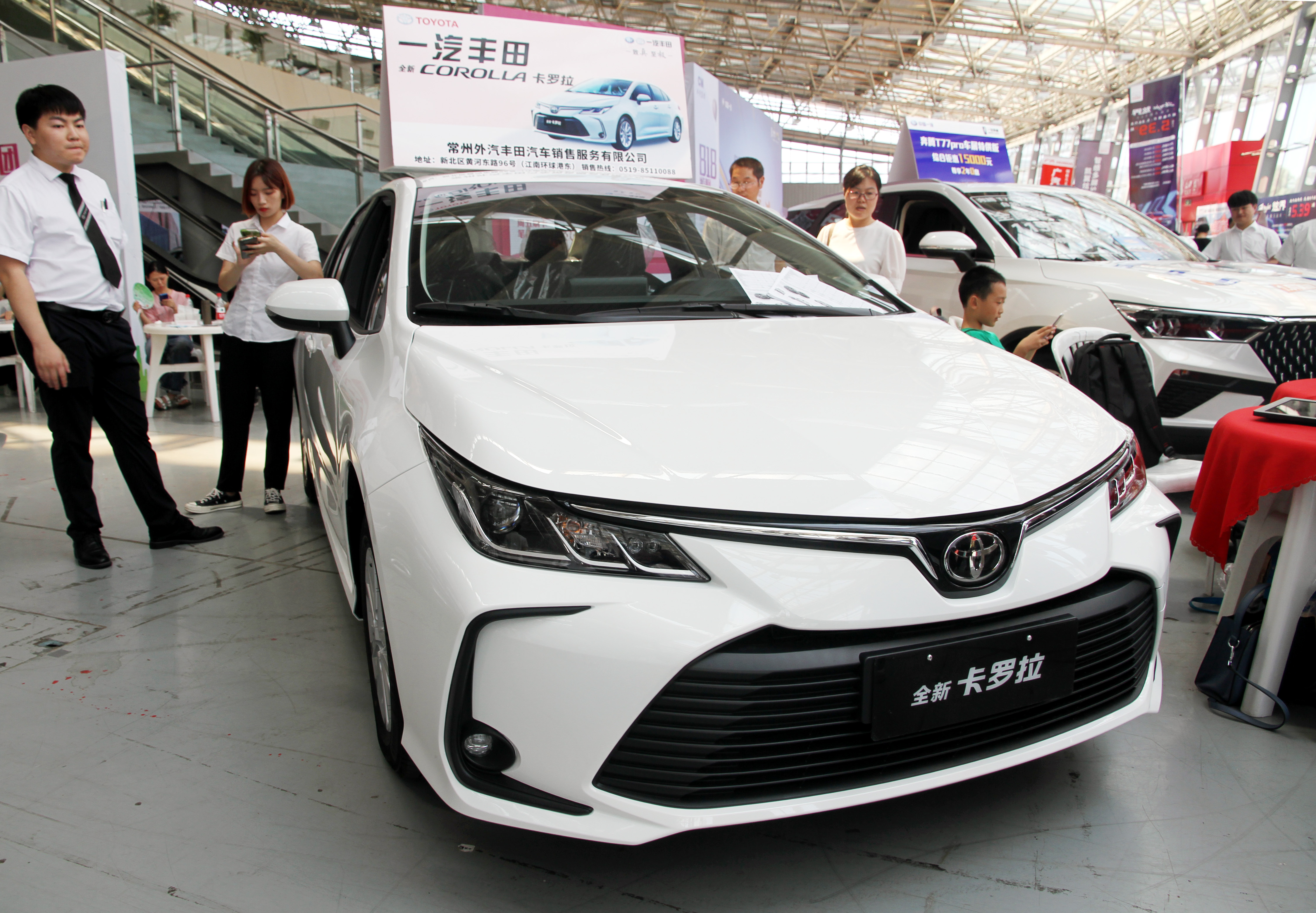 丰田召回逾9万辆汽车,涉雷克萨斯、普拉多、皇冠等