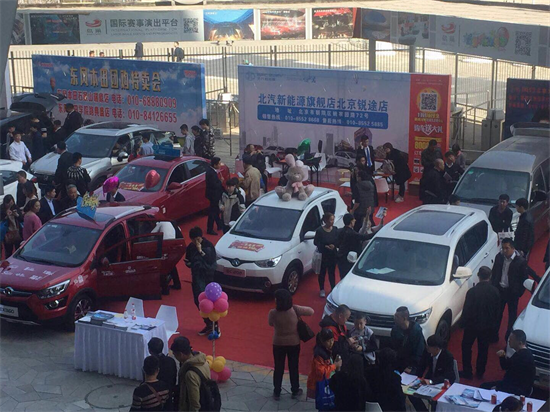 人保服务 ,人保服务_茶台家具行业现状洞察与未来趋势分析