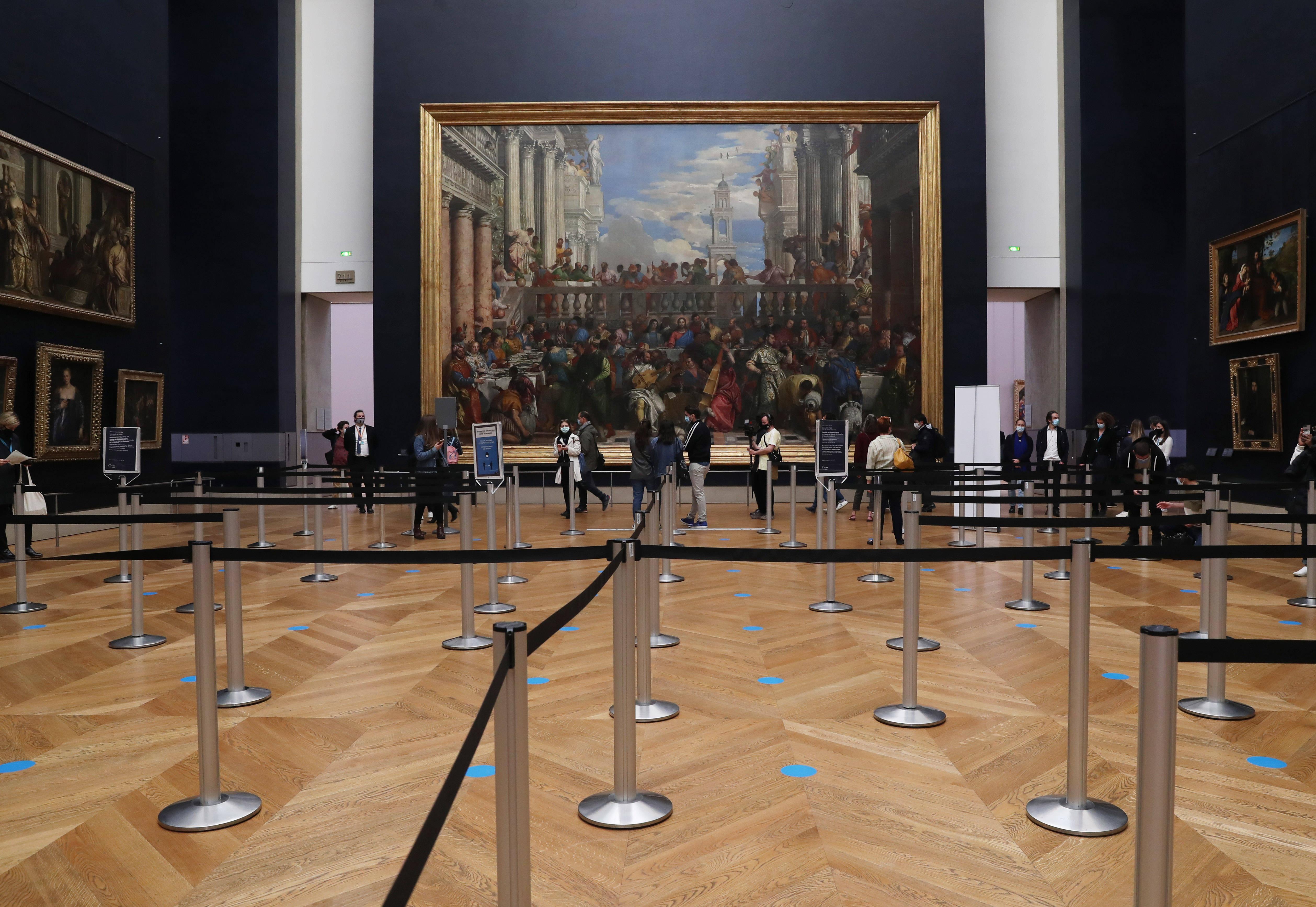 法国卢浮宫员工结束罢工 博物馆恢复对外开放