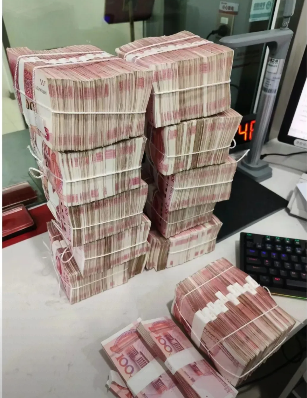 年底银行大额存单密集“上新” 部分产品年利率超2%