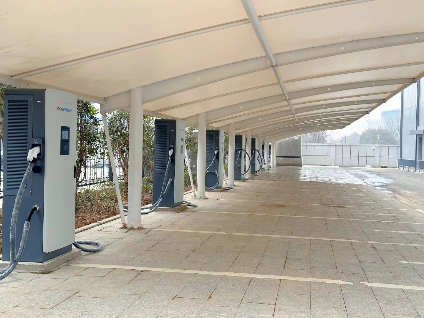 中国电动汽车充电基础设施超1900万个