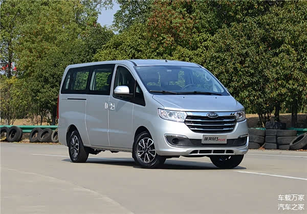 人保服务 ,拥有“如意行”驾乘险，出行更顺畅！_2026年保险行业现状与发展趋势分析