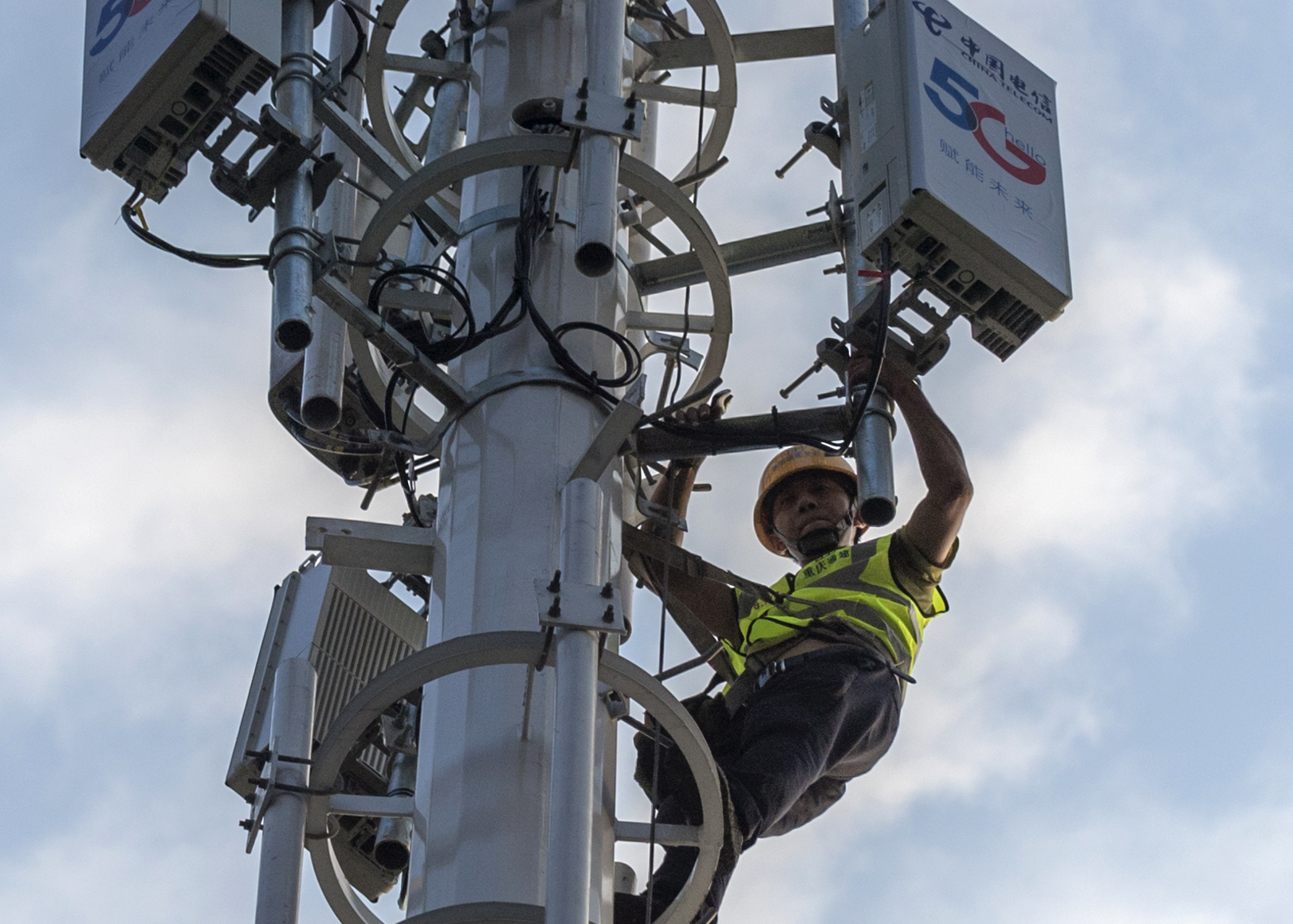并购金融升至核心战略 银行业密集行动竞逐新赛道