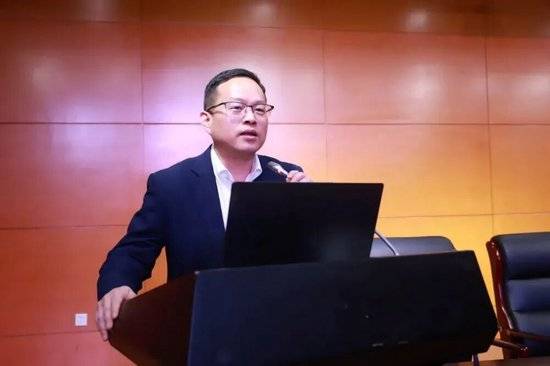 泰康人寿聘任薛继豪担任公司临时负责人，代行总经理职责