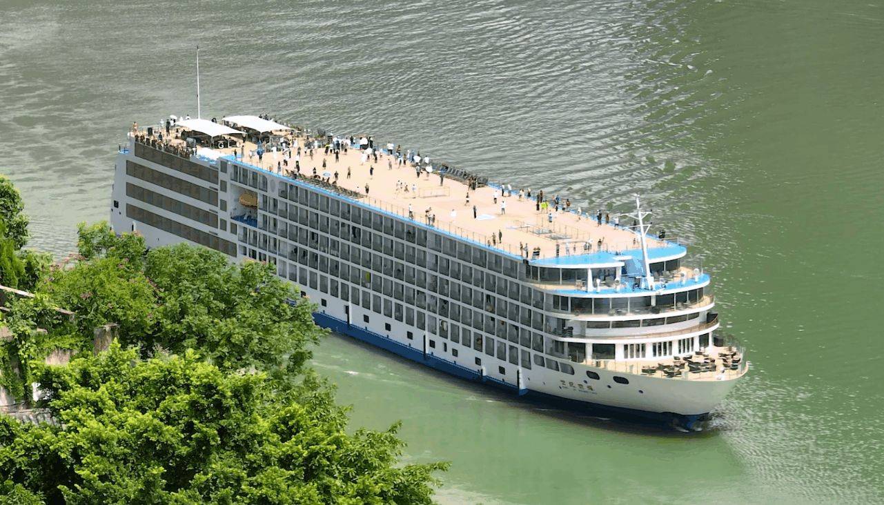 上海立法促进邮轮经济发展 多措并举、多元创新