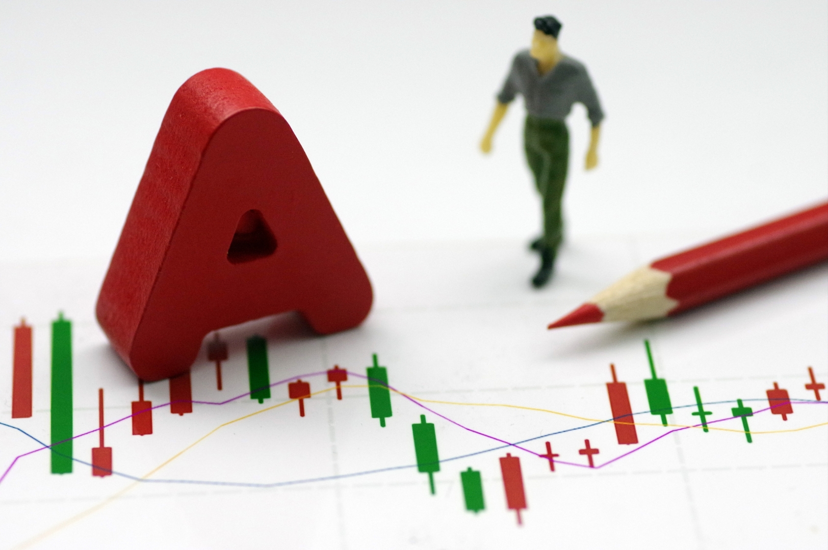 万亿ETF管理人现身 行业竞争步入新阶段