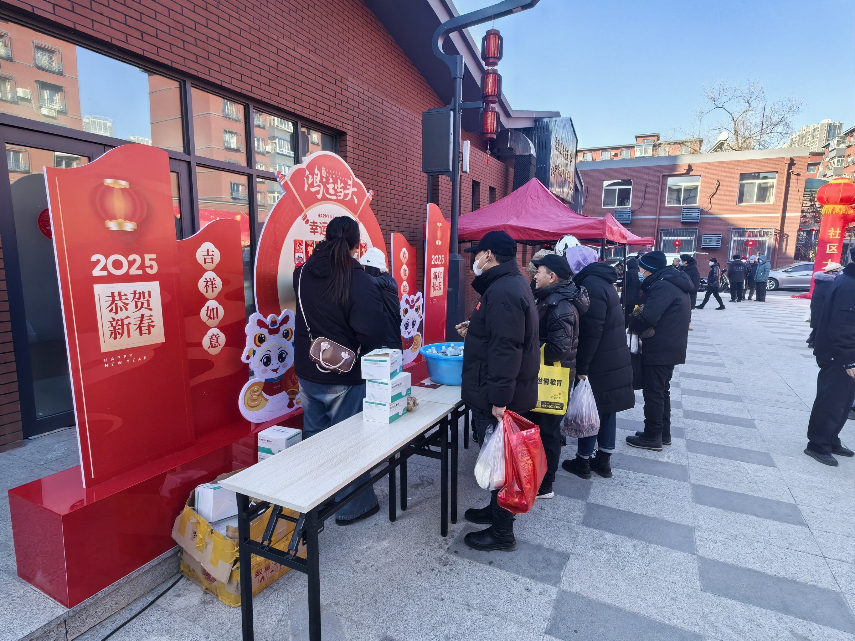 山东临沂：老字号国潮年货大集开幕