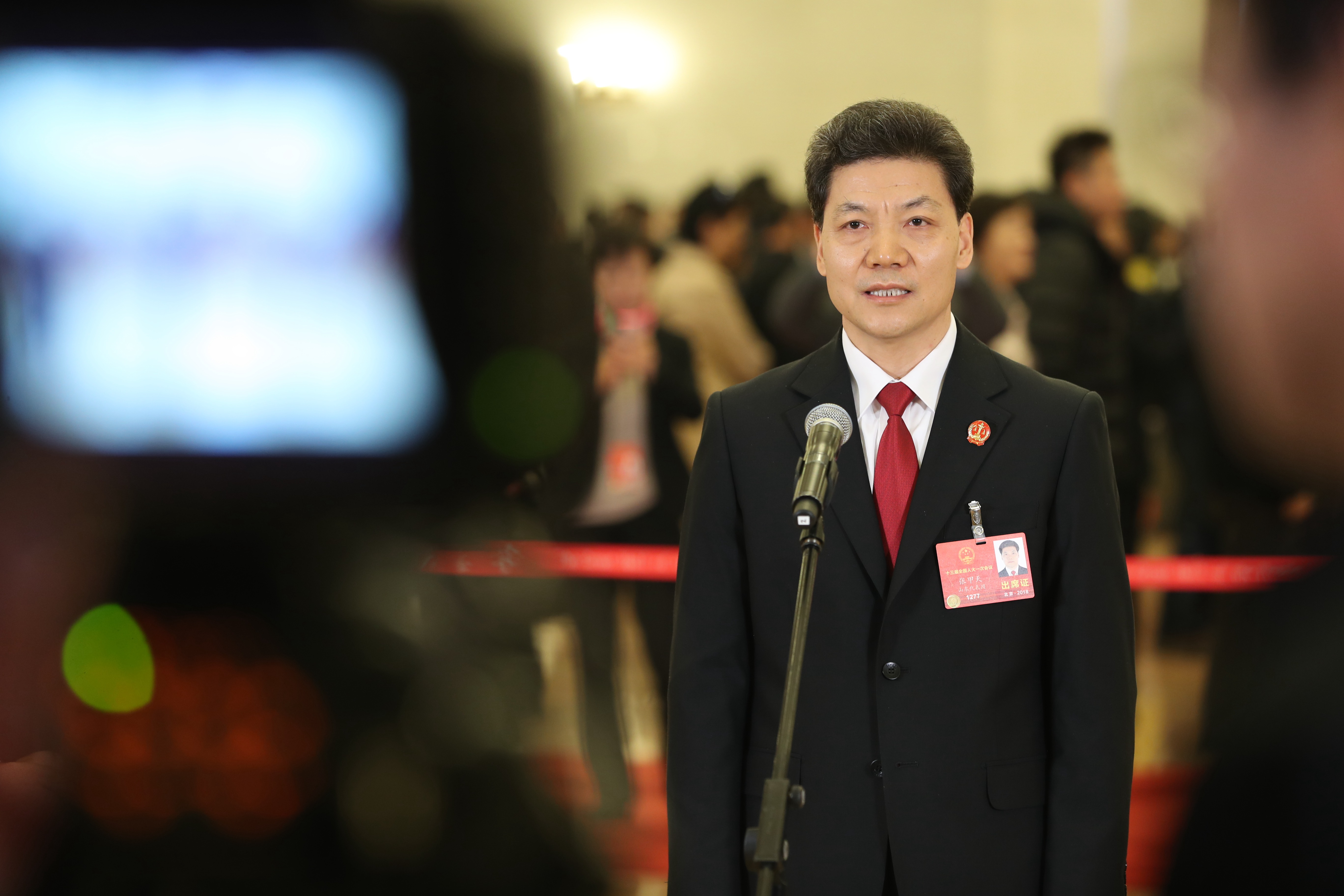 江西省人大代表傅信平：让群众感受到公平正义就在身边