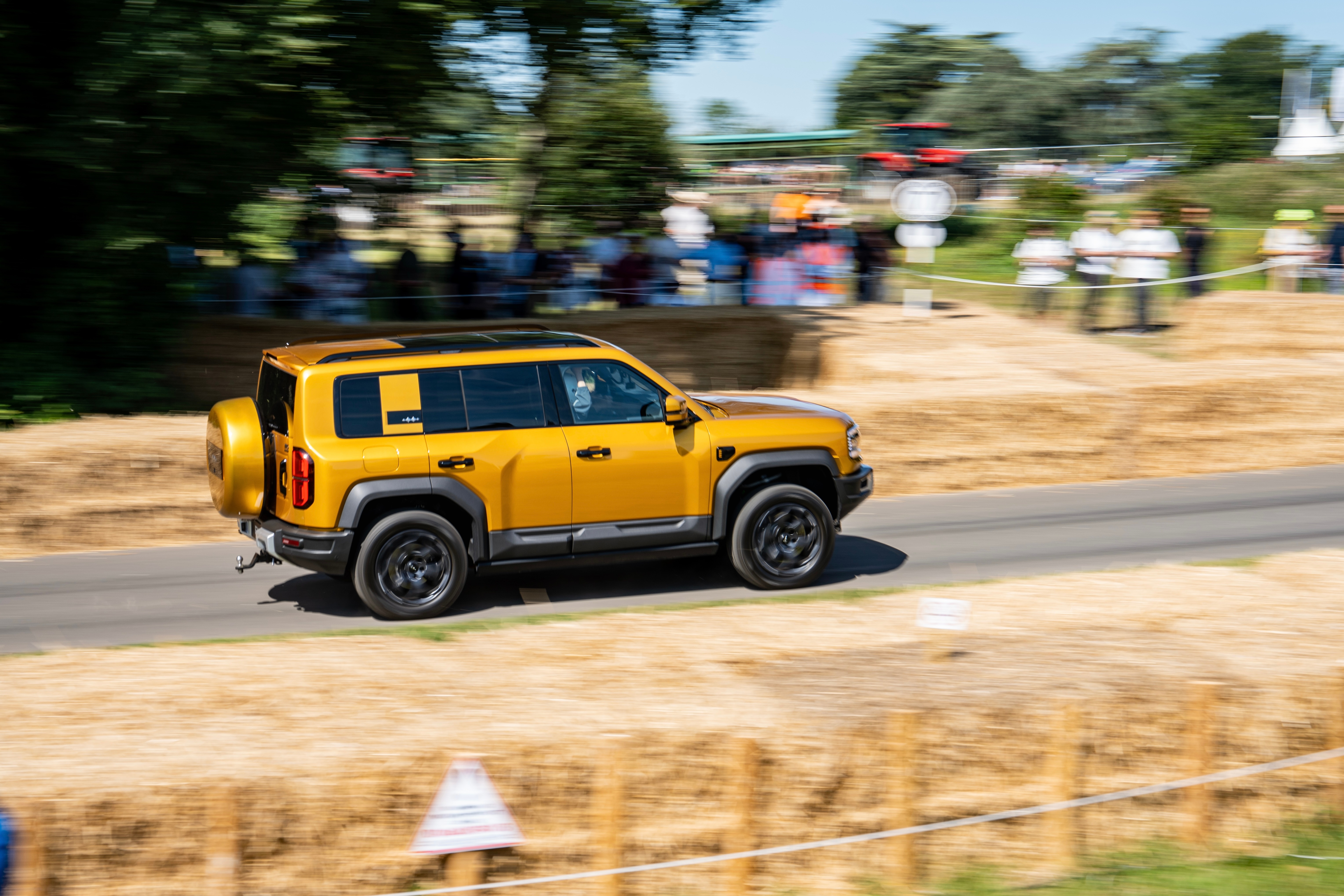 英国汽车产量跌至73年最低 中国车企成“复苏关键”