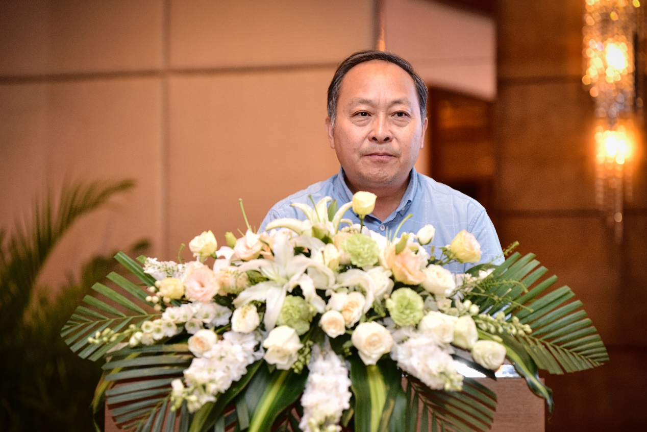 四川省政协委员建言冰雪经济发展:让“蜀山暖雪”变“金山银山”