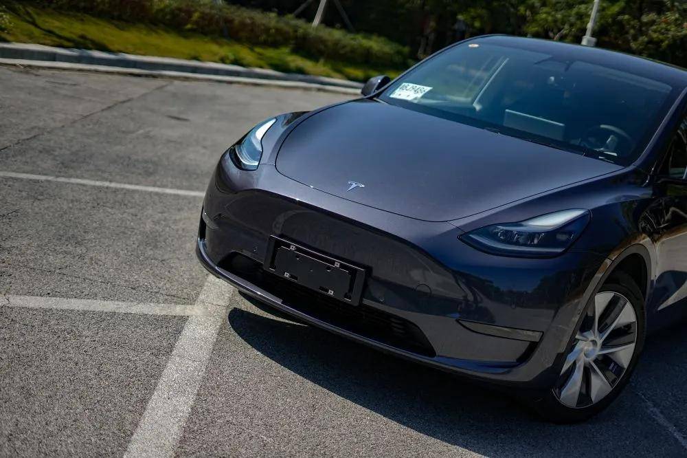 部分进口路虎揽胜被召回：存动力电池热失控风险