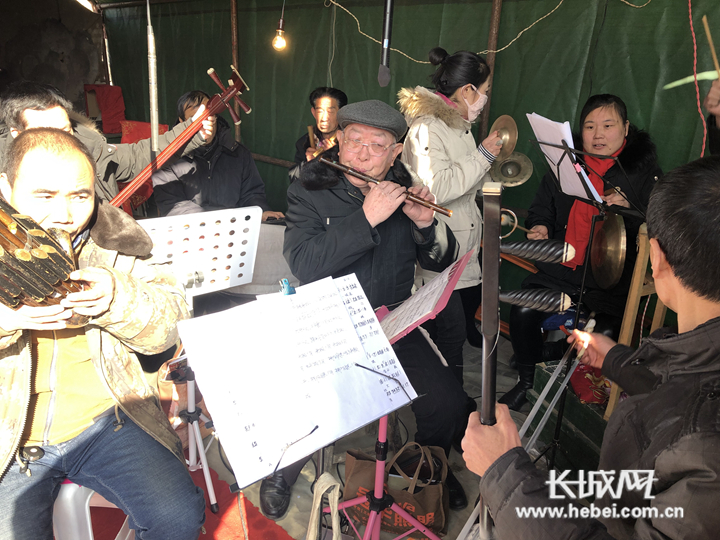 （新春走基层）百年梆子剧团赶AI漫剧“新潮”