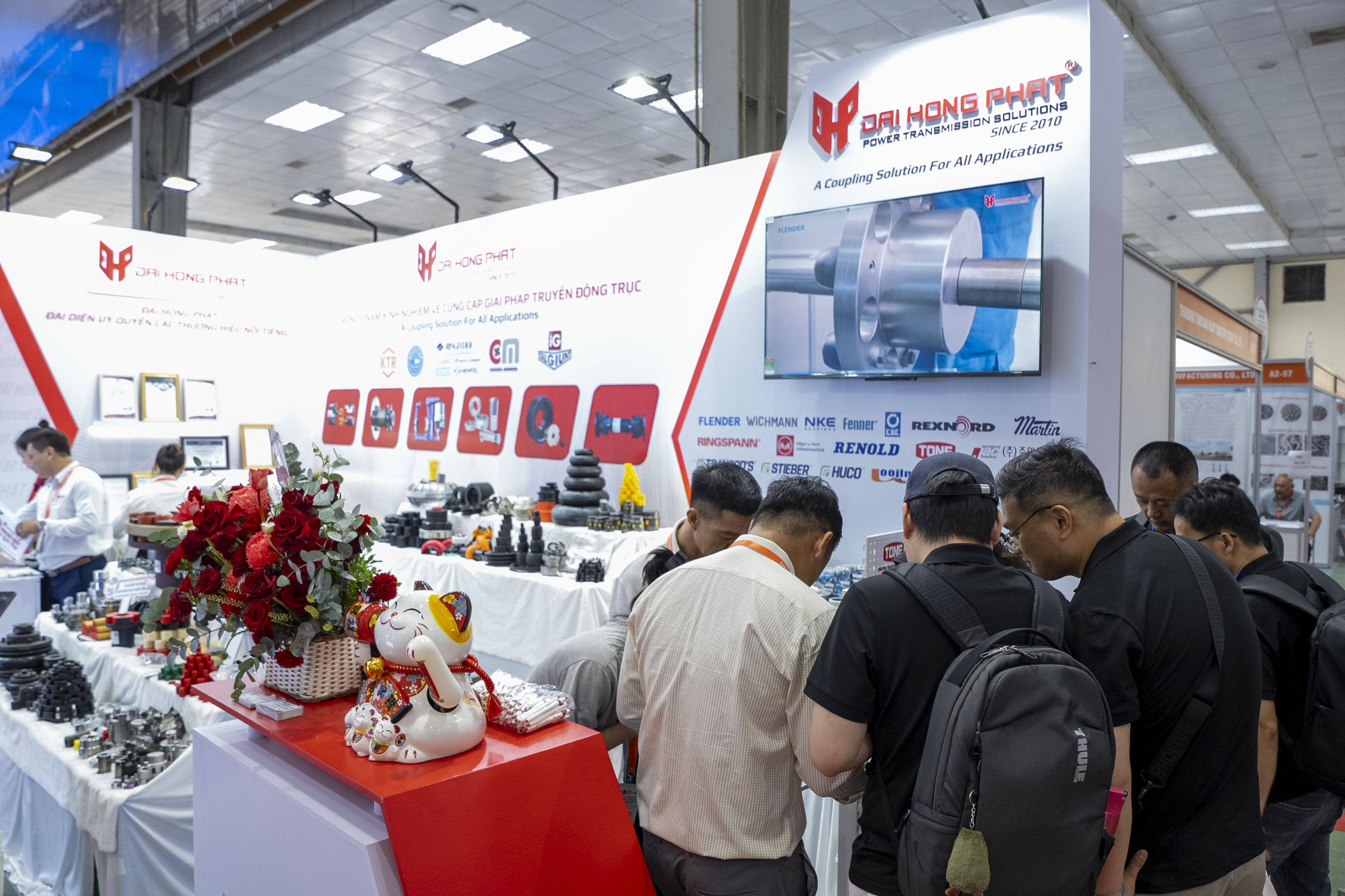 人保服务,人保财险 _2026钢铁产业:在约束中创造繁荣,于蜕变中定义未来