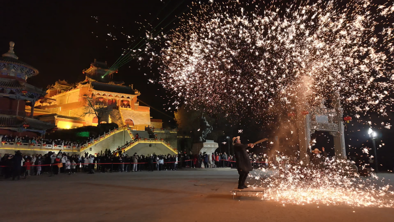 （新春走基层）四川开江：铁花璀璨贺新春