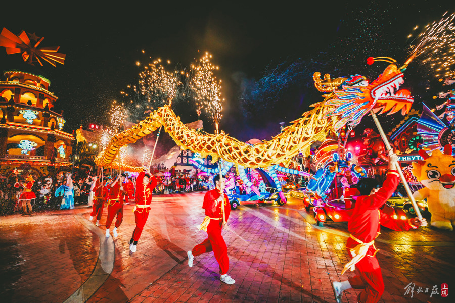 虎鲸文娱发布春节文娱消费报告:线下演出同比增长27%,线上经典剧集纪录片成假期合家欢首选